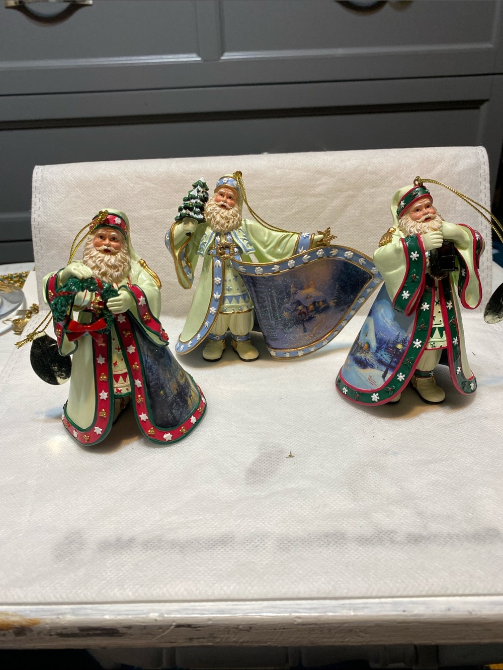 3 Thomas Kinkade Old World Santas Ashton Drake Heirloom Ornaments